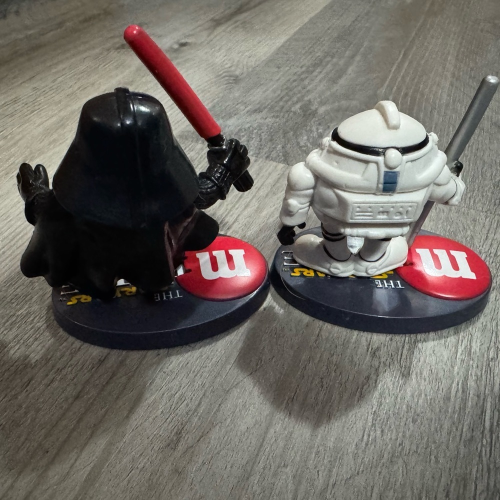 Hasbro Star Wars MPire M&M’s Loose Figured Darth Vader and Clone Troopers - Picture 3 of 4